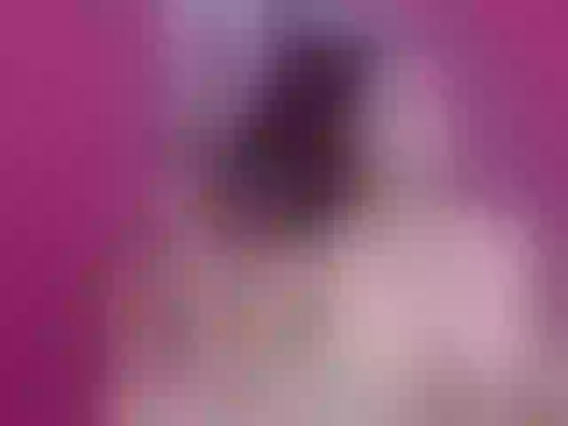 Live sex webcam photo for BustyxxHelen #273343672