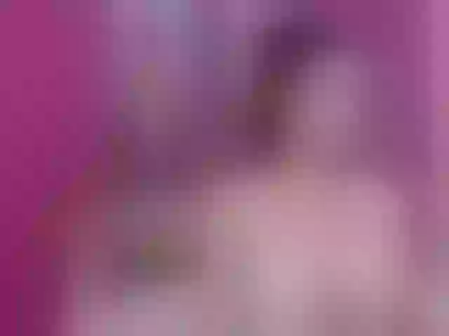 Live sex webcam photo for BustyxxHelen #273390903