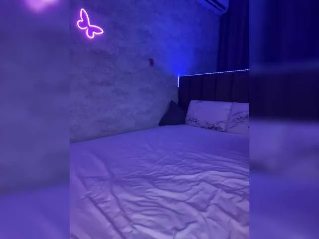 Live sex webcam photo for ButttFly #290277990