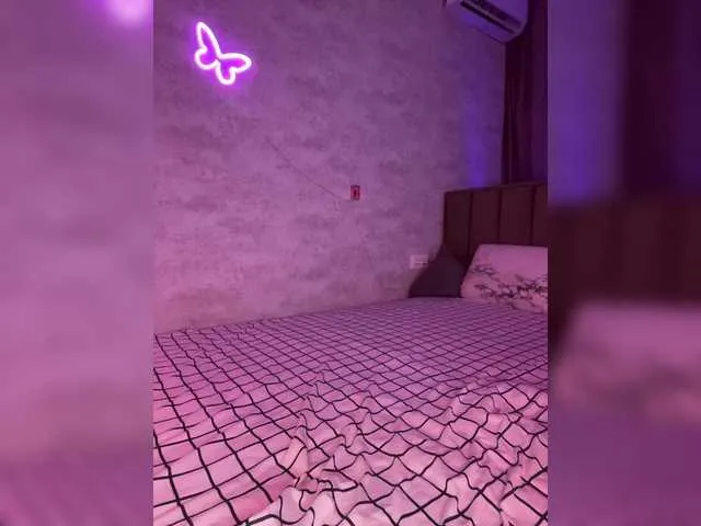 Live sex webcam photo for ButttFly #292298858