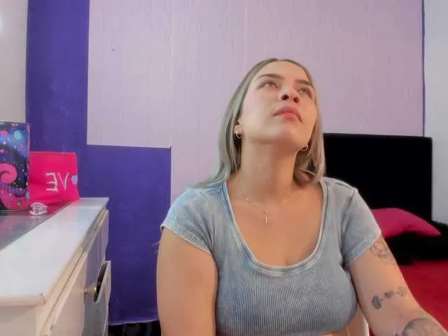 Live sex webcam photo for ByancaWinklar #291447757