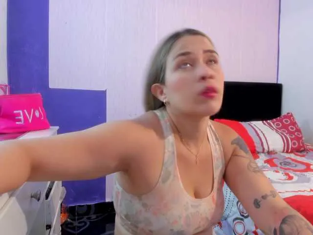 Live sex webcam photo for ByancaWinklar #291734349