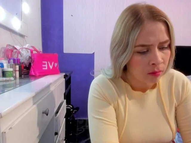 Live sex webcam photo for ByancaWinklar #291920412