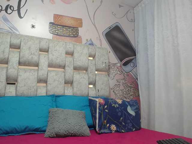 Live sex webcam photo for CAMILA-ROUS #276628788