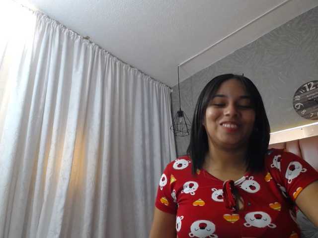 Live sex webcam photo for CAMILA-ROUS #277973226