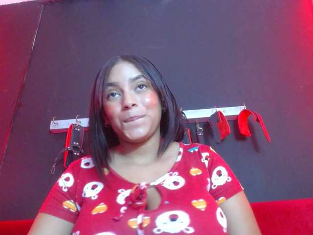 Live sex webcam photo for CAMILA-ROUS #278116617