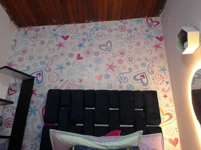 Live sex webcam photo for CAMILA-ROUS #290766140