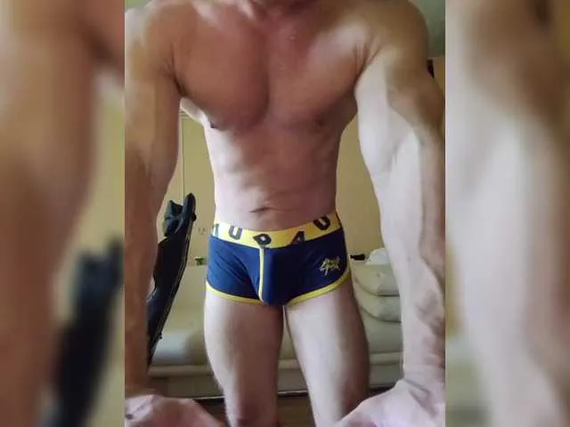 Live sex webcam photo for CAMOUFLAGE2023 #291533578