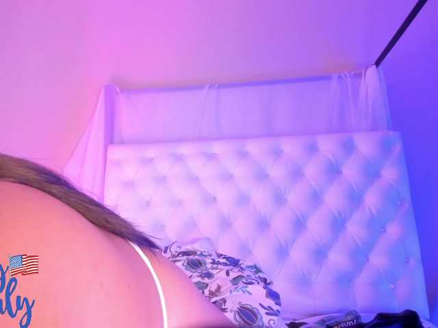 Live sex webcam photo for CANDY-GABY #275636160