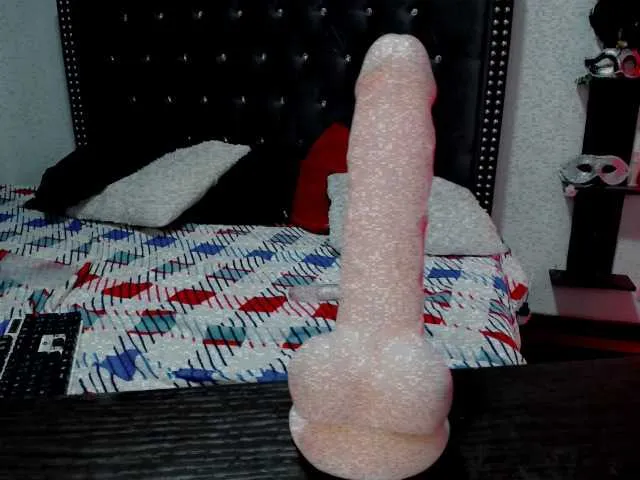 Live sex webcam photo for CANDY-SEXYY #271818291