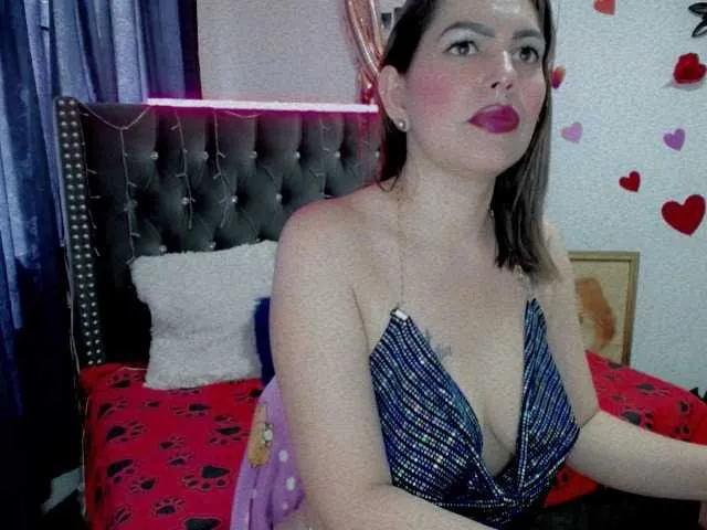 Live sex webcam photo for CANDY-SEXYY #273573986