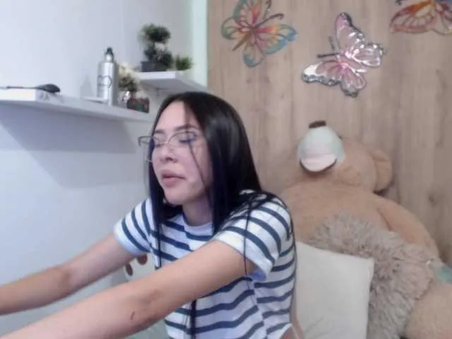 Live sex webcam photo for CEELESTE-1 #274975788