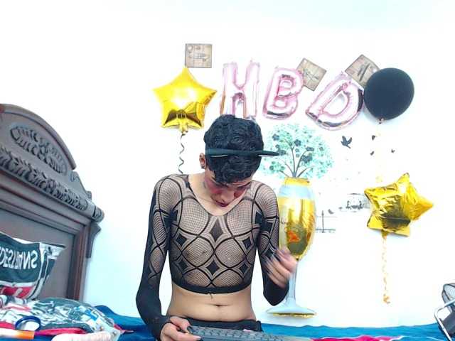 Live sex webcam photo for CELESTEE #277372885