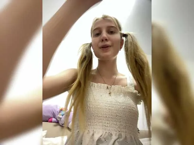 Live sex webcam photo for CEOsexKISS #274322858