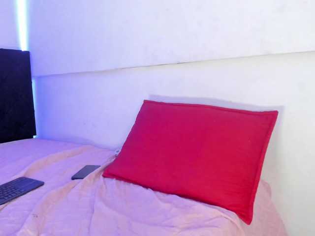 Live sex webcam photo for CHIMBOFER #278270048