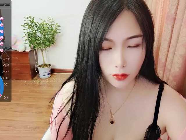 Live sex webcam photo for CN-yaoyao #273006597