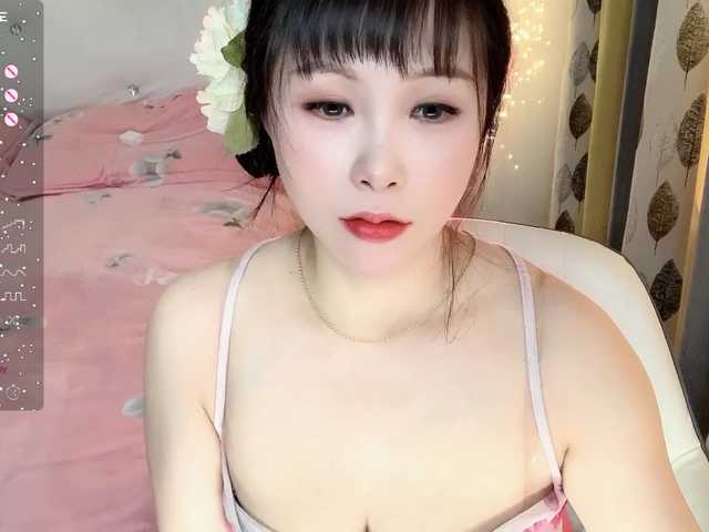 Live sex webcam photo for CN-yaoyao #277481692