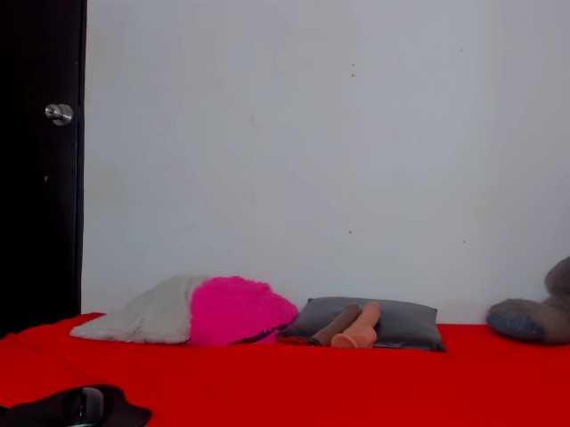 Live sex webcam photo for COOPERKIMBER #275892990