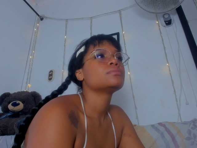 Live sex webcam photo for COOPERKIMBER #276162748