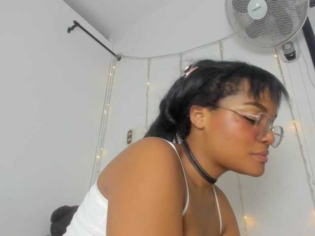 Live sex webcam photo for COOPERKIMBER #276230023