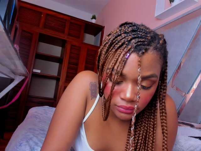 Live sex webcam photo for COOPERKIMBER #276497602