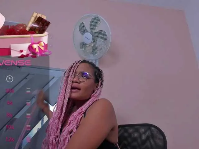 Live sex webcam photo for COOPERKIMBER #277287461