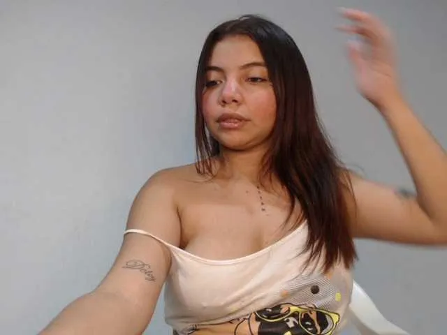 Live sex webcam photo for COORALXXX #276447814