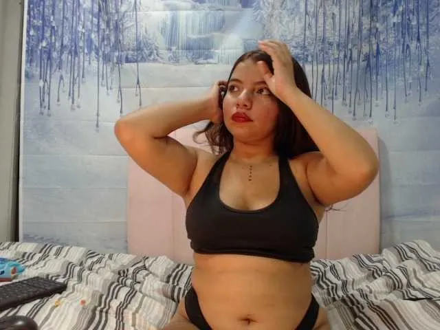 Live sex webcam photo for COORALXXX #276475570