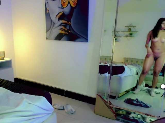 Live sex webcam photo for COUPLECUMBONNY #290425740