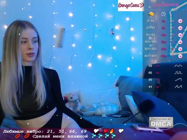 Live sex webcam photo for CRAZYYCOUPLE #276466105