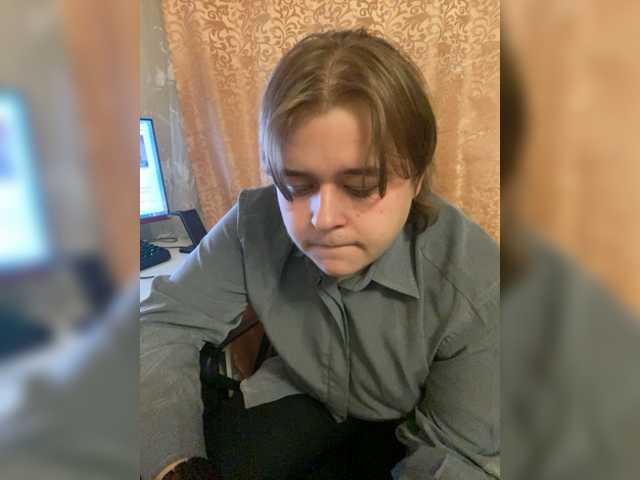 Live sex webcam photo for CTRATEG1 #277485110