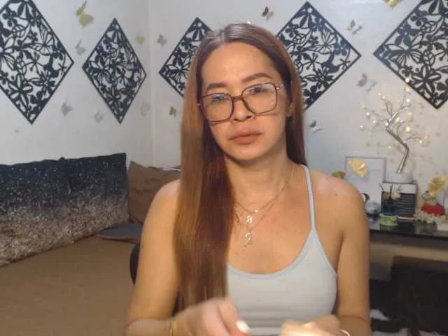 Live sex webcam photo for CUMelizabeth #291380595