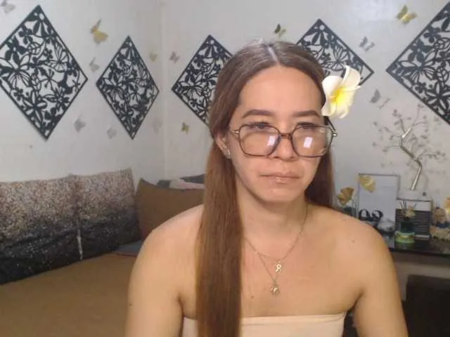Live sex webcam photo for CUMelizabeth #291490757