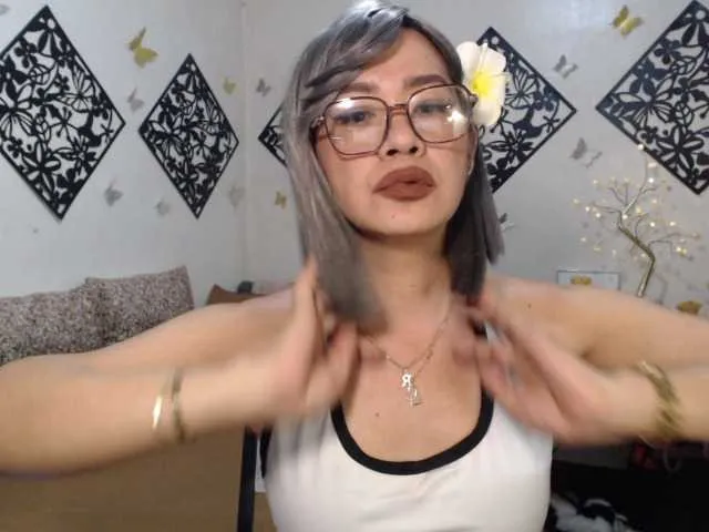 Live sex webcam photo for CUMelizabeth #291551128