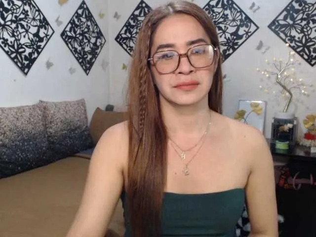 Live sex webcam photo for CUMelizabeth #291669166