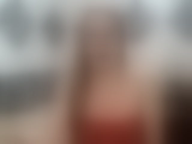 Live sex webcam photo for CUMelizabeth #293773879