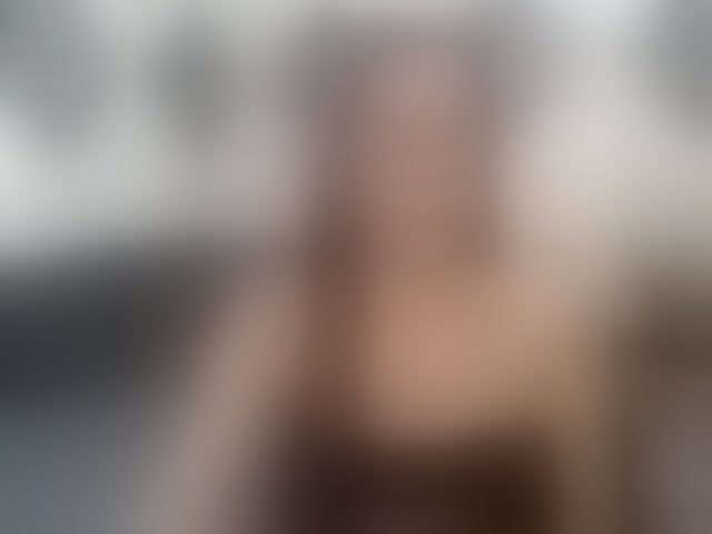 Live sex webcam photo for CUMelizabeth #294255637