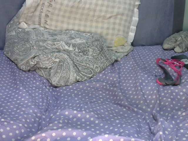 Live sex webcam photo for CURVY-EMORY #277282188