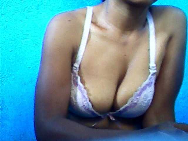 Live sex webcam photo for Cacasiane #273176223