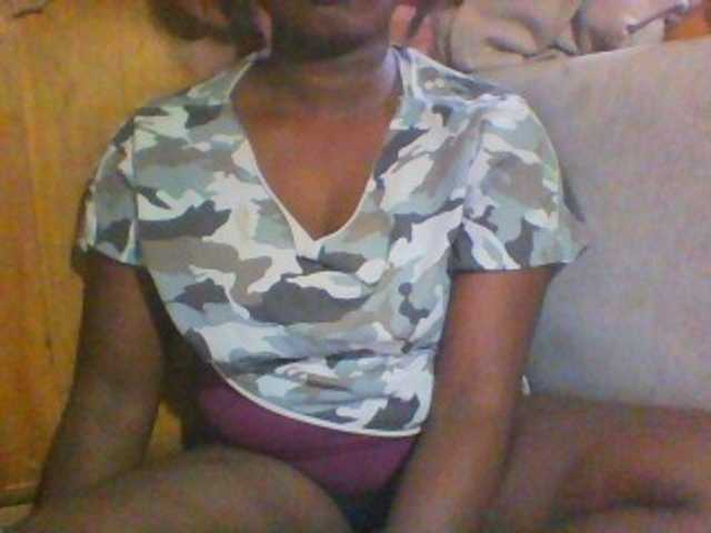 Live sex webcam photo for Cacasiane #274115787