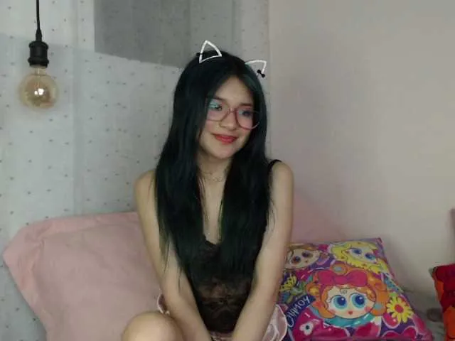 Live sex webcam photo for CaeliBird #271738053