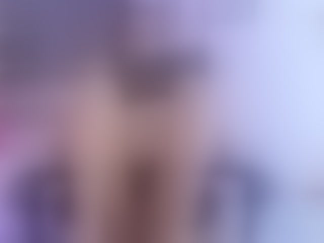 Live sex webcam photo for CaeliThalyana #294173793