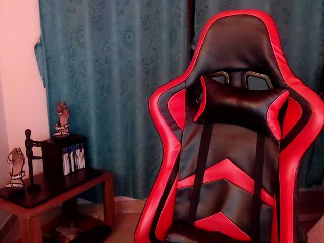 Live sex webcam photo for Caitlin-Gomez #273936814
