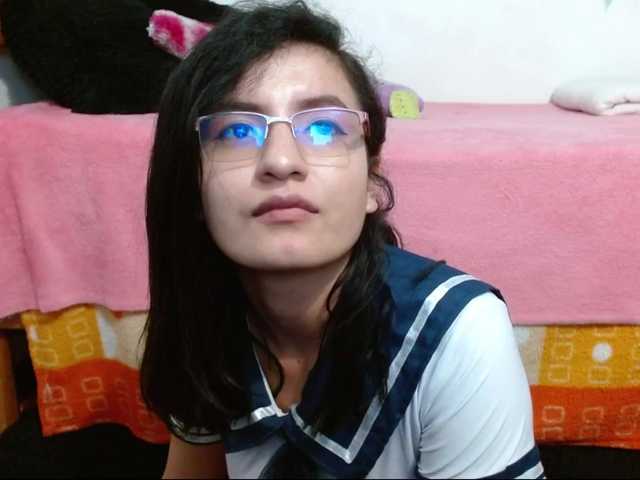 Live sex webcam photo for Cajadepandora #273588487