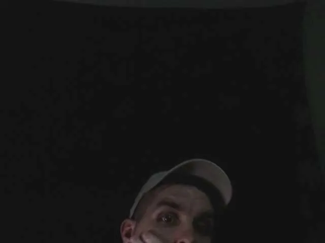 Live sex webcam photo for Calistud94 #291129415