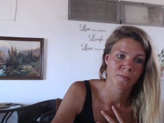 Live sex webcam photo for callmemaria #287917508