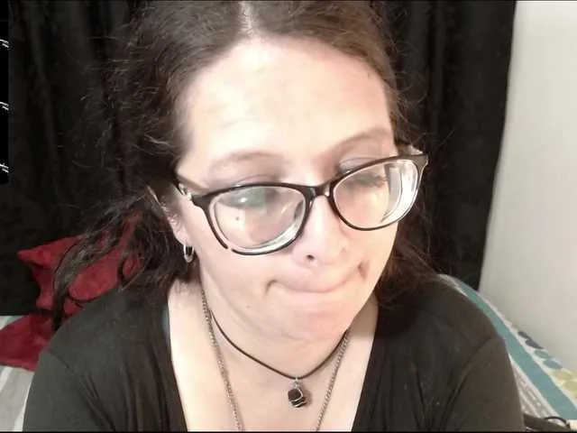 Live sex webcam photo for CalliaOith #276117899
