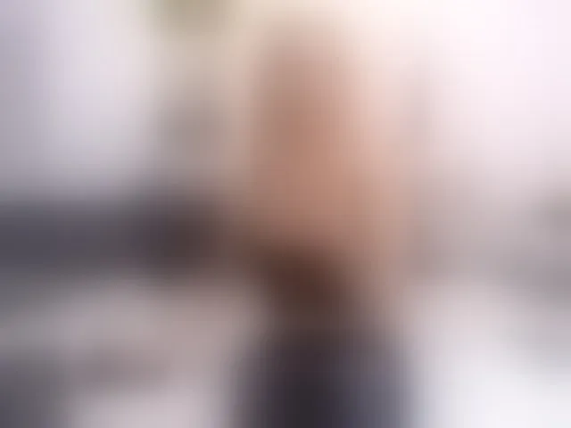 Live sex webcam photo for CallmeAnna #294022990
