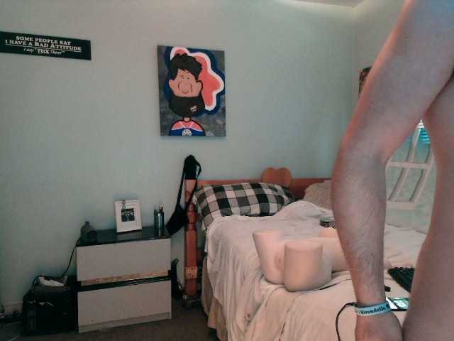 Live sex webcam photo for Calviniam #275905795