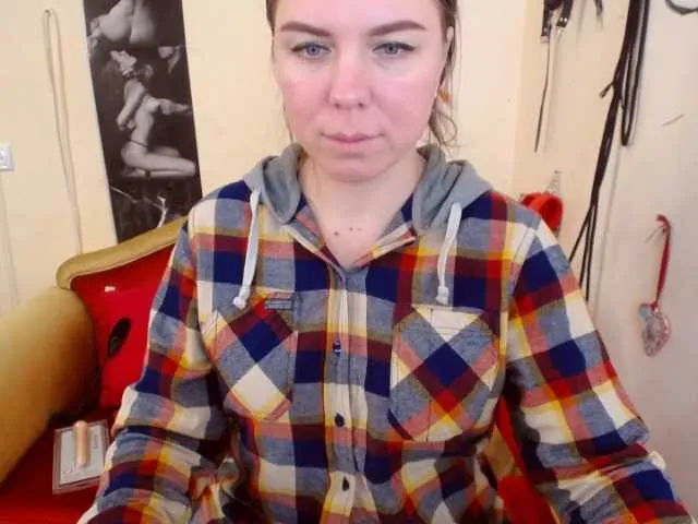 Live sex webcam photo for Camelimilf #272333266